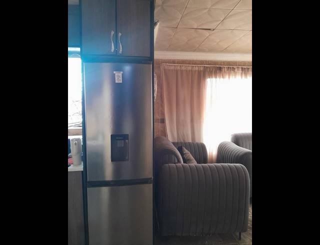 3 BEDROOM HOUSE FOR SALE IN SOSHANGUVE EAST